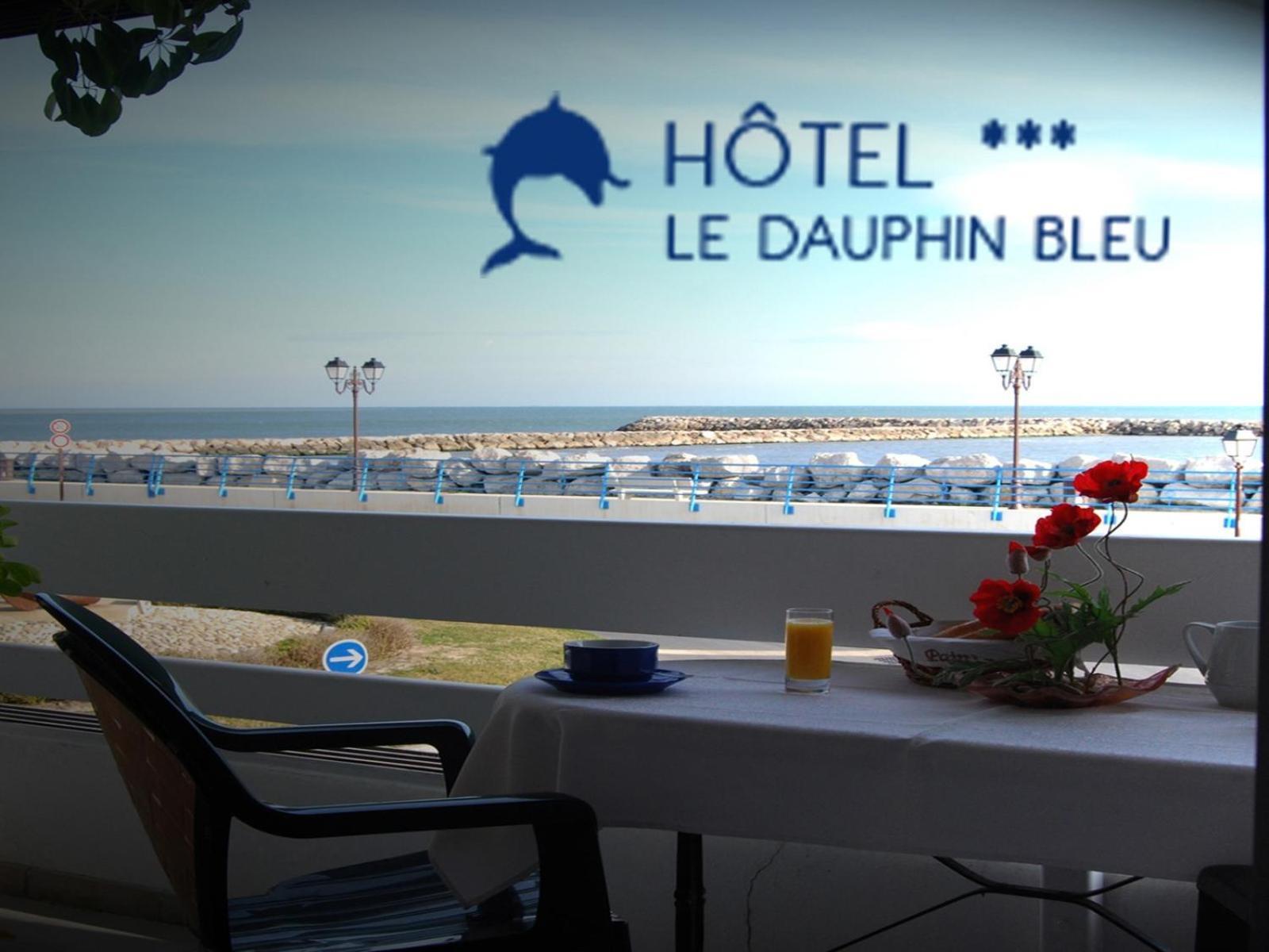 Hotel Le Dauphin Bleu Saintes-Maries-de-la-Mer Esterno foto